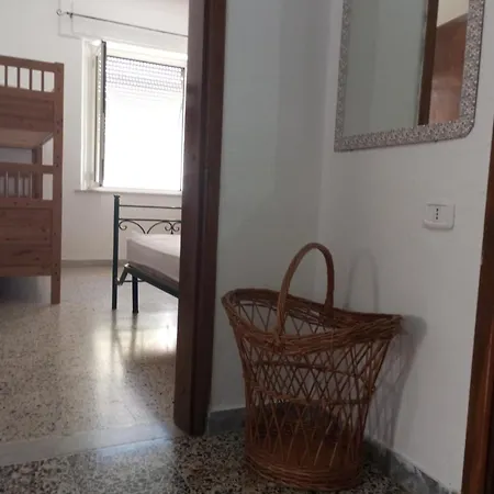 A Due Passi Dal Mare *